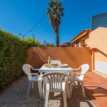 Vista Mare E 5 Minuti A Piedi Dalla Spiaggia- Luminosa Con Parcheggio Apartment *