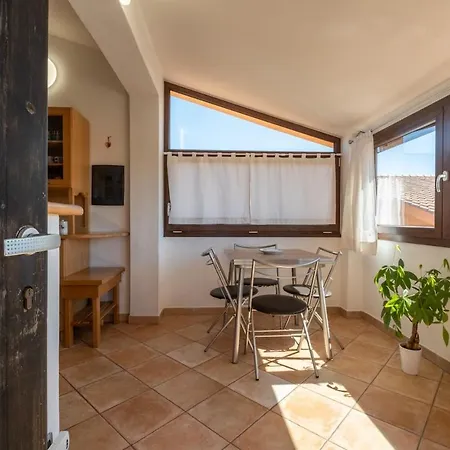 Vista Mare E 5 Minuti A Piedi Dalla Spiaggia- Luminosa Con Parcheggio Apartment *